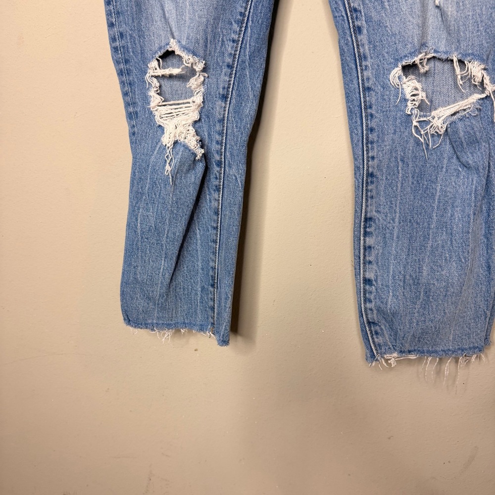 Abercrombie & Fitch The Boyfriend Jeans Womens 27/4 Short Light Wash Distressed - Picture 7 of 11